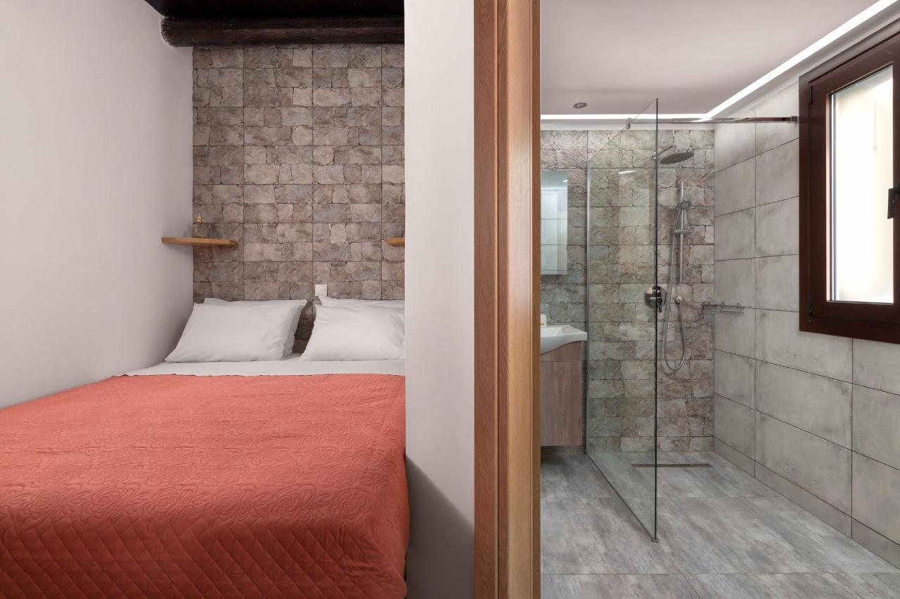 Apartments In The Center Marasia Rhodes City Екстериор снимка